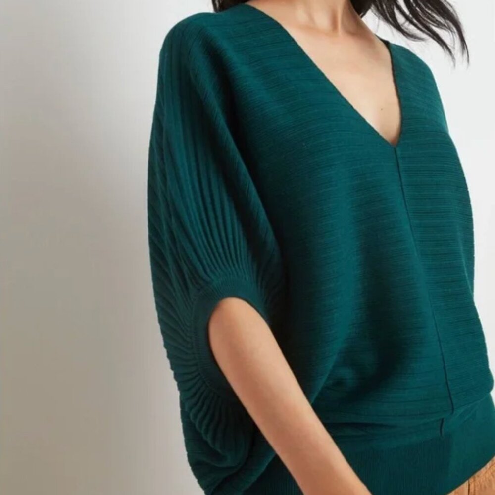ANTHROPOLOGIE - NWT Fabiola Poncho Pullover - Size XS